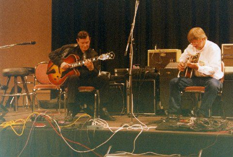 Trefor Owen with Jim Nichols in the main auditorium at the Chet Atkins Convention in Nashville.